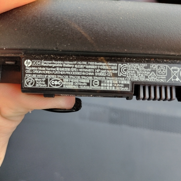 HP I3 8RAM LAPTOP - Picture 4 of 5